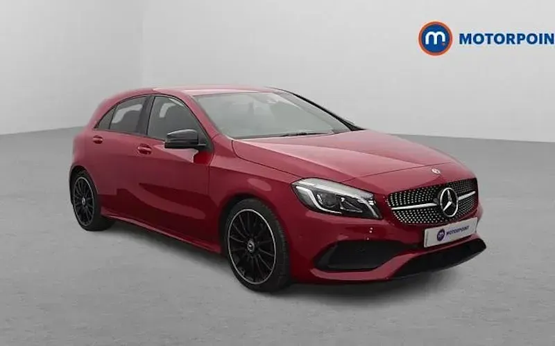 Begagnad Mercedes A200 AMG Line Premium 156 HK (114 kW) 2018 Halvkombi