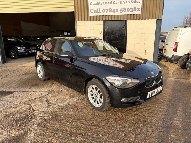 Black Used 2014 BMW 118 Hatchback | £4,695 (Good price) - Image 1/4