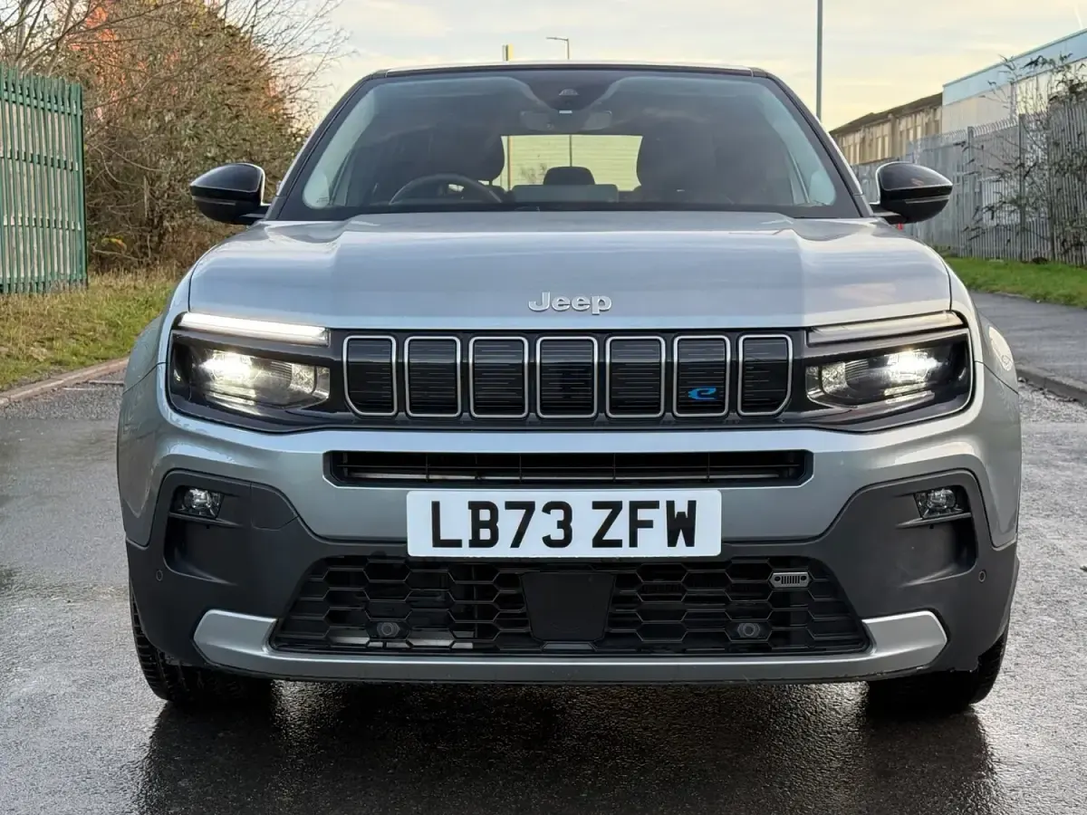 Used Jeep Avenger Summit 114 kW (156 HP) 2023 Grey SUV