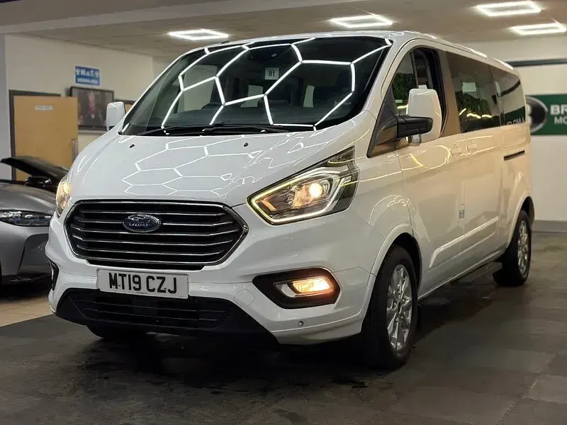 Used Ford Tourneo Titanium 2019 White MPV