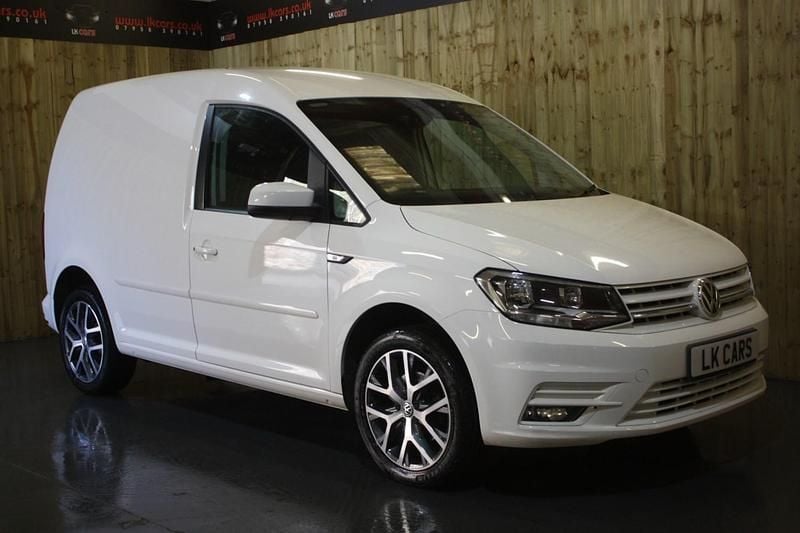 Used VW Caddy Highline 148 HP (108 kW) 2020 White MPV