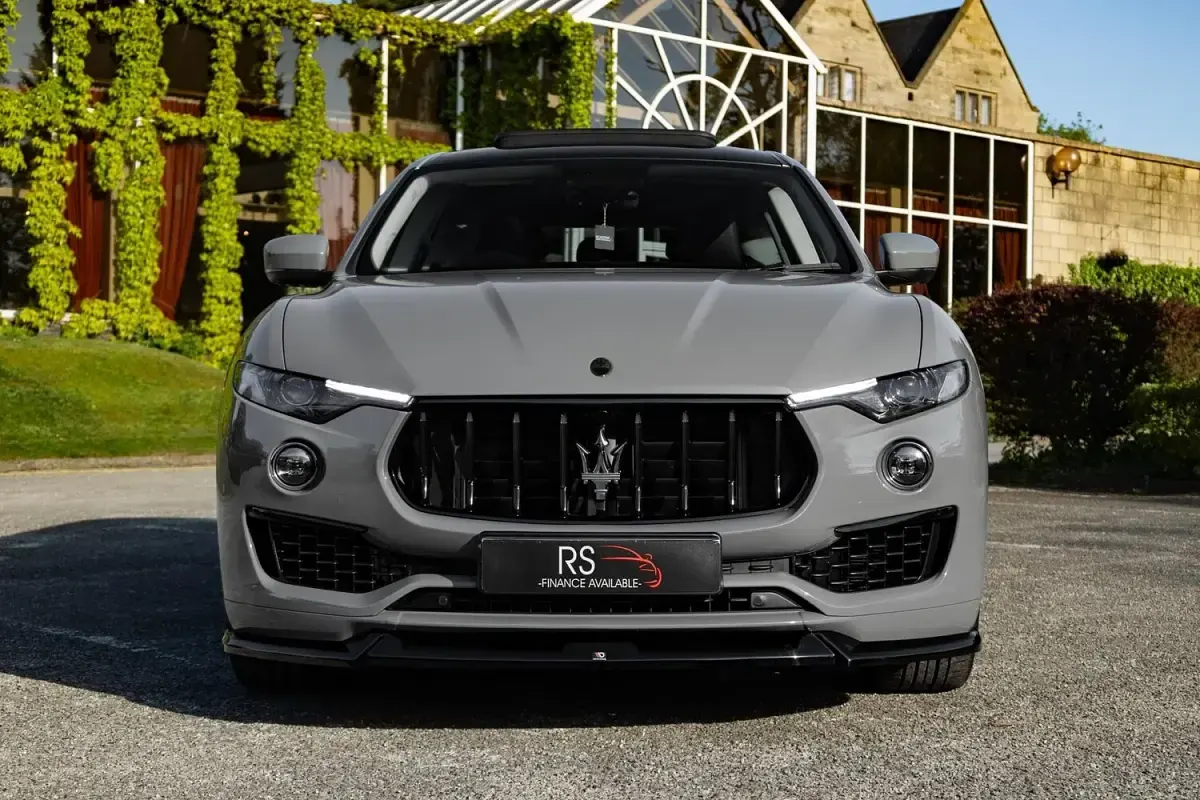 Used Maserati Levante GT 330 HP (242 kW) 2022 Grey SUV