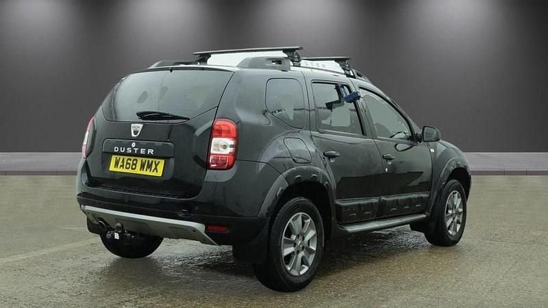 Used Dacia Duster 110 HP (80 kW) 2018 Black SUV
