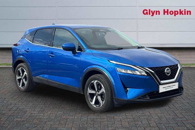 Used Nissan Qashqai N-Connecta 140 HP (102 kW) 2022 Blue SUV