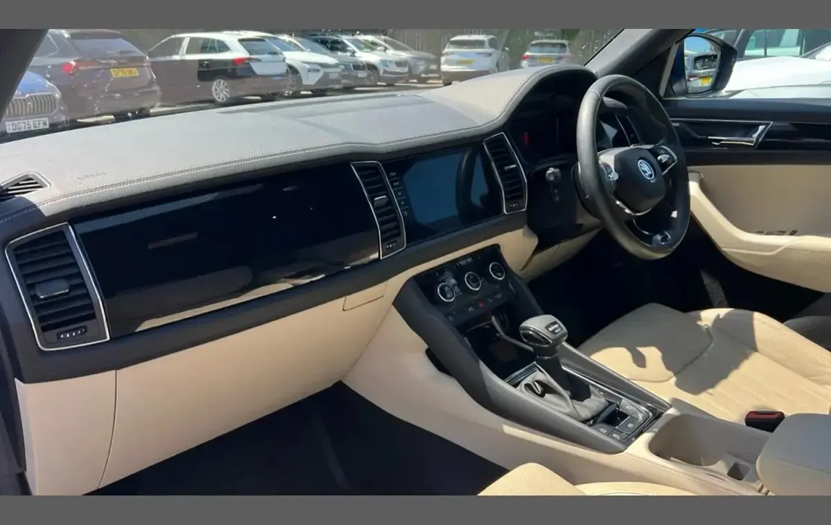Used Skoda Kodiaq LAURIN & KLEMENT 190 HP (139 kW) 2023 Blue SUV