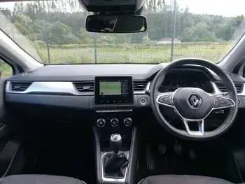 Used Renault Captur Techno 91 HP (66 kW) 2023 White SUV