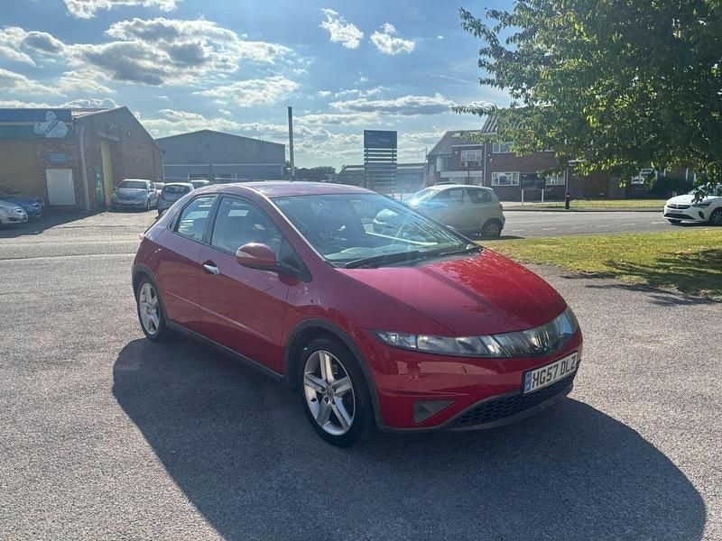 Red Used 2007 Honda Civic SE Hatchback | £1,950 (Fair price) - Image 1/4
