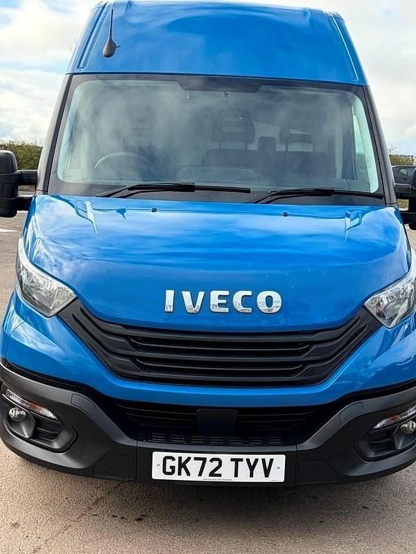 Used Iveco Daily 130 HP (95 kW) 2022 Blue Van