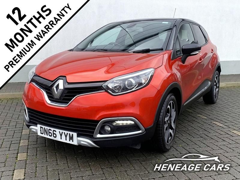 Red Used 2016 Renault Captur Signature SUV | £7,700 (Fair price) - Image 1/4