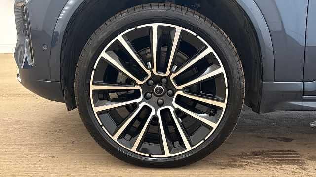 Used Volvo XC90 Ultra 455 HP (334 kW) 2025 Blue SUV