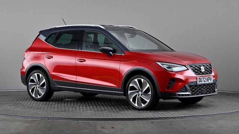 Red Used 2022 Seat Arona FR Sport SUV | £14,798 (Fair price) - Image 1/4