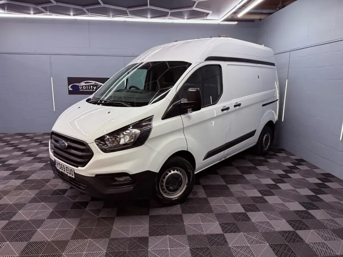 Begagnad Ford Transit Custom S 105 HK (77 kW) 2020 Vit Van