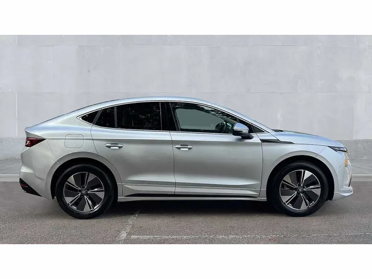 Used Skoda Enyaq iV 210 kW (286 HP) 2025 Brilliant silver SUV
