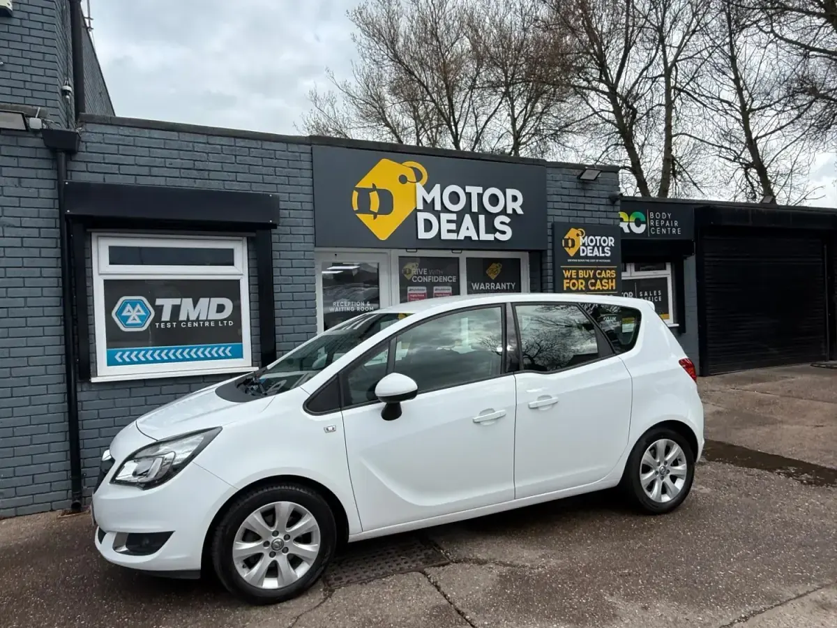 Begagnad Vauxhall Meriva 2017 Vit Minibuss