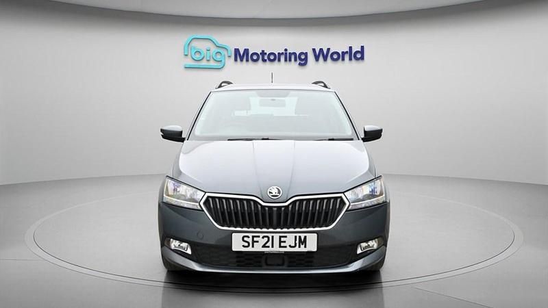 Used Skoda Fabia SE 95 HP (69 kW) 2021 Grey Estate