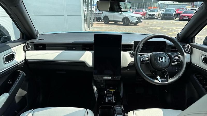 Used Honda e Advance 11 kW (15 HP) 2025 Blue Hatchback