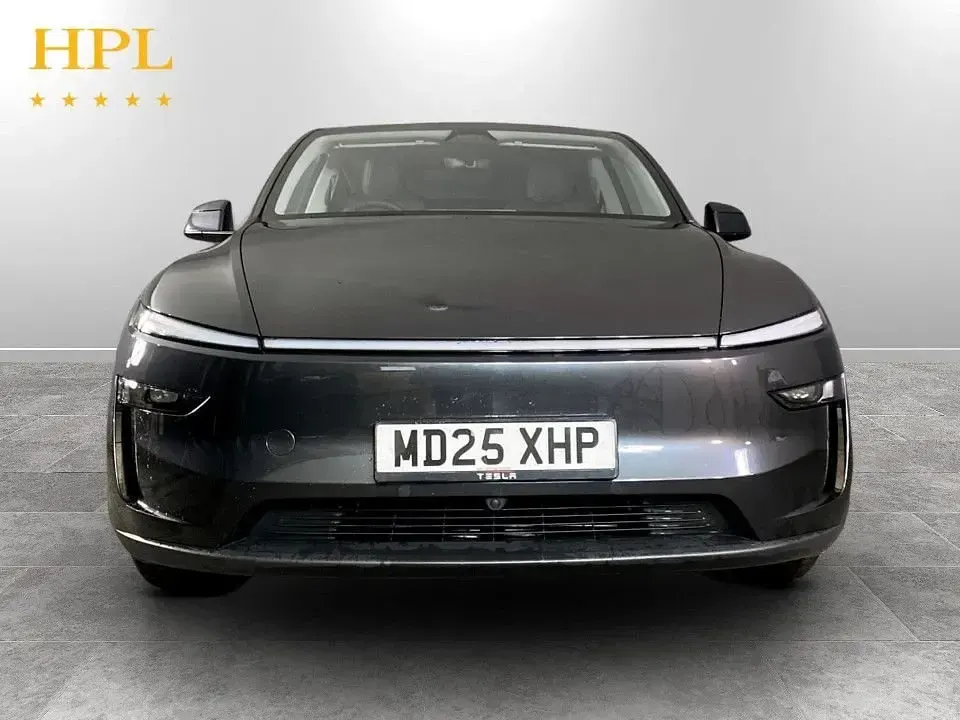 Used Tesla Model Y RWD 286 kW (389 HP) 2025 Grey SUV
