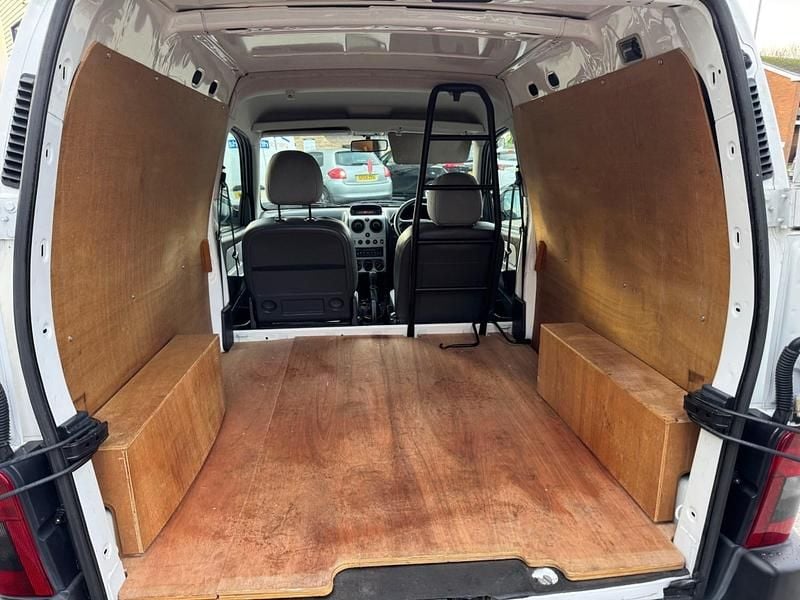 Used Citroën Berlingo 2004 White MPV