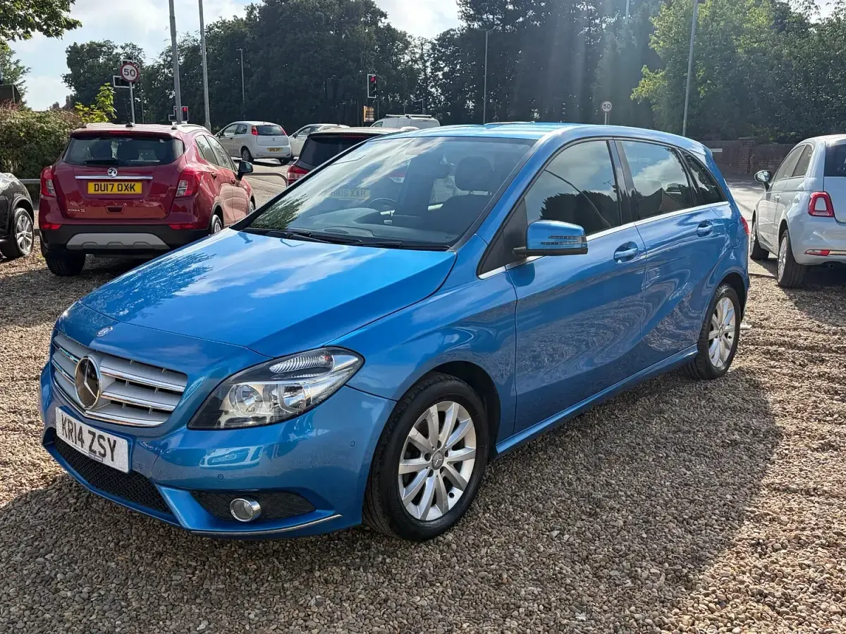 Used Mercedes B180 SE 109 HP (80 kW) 2014 Blue MPV