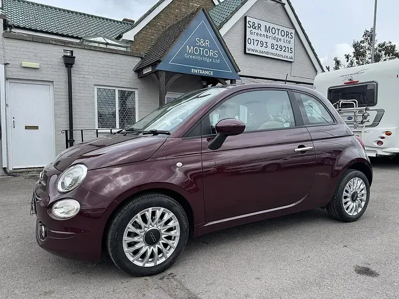 Used Fiat 500 Lounge 70 HP (51 kW) 2021 Red Hatchback