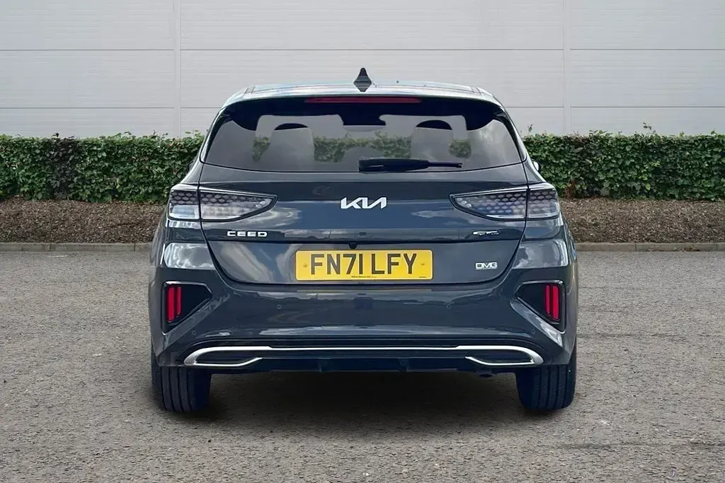 Używany Kia Ceed GT-Line 2022 Szary Hatchback