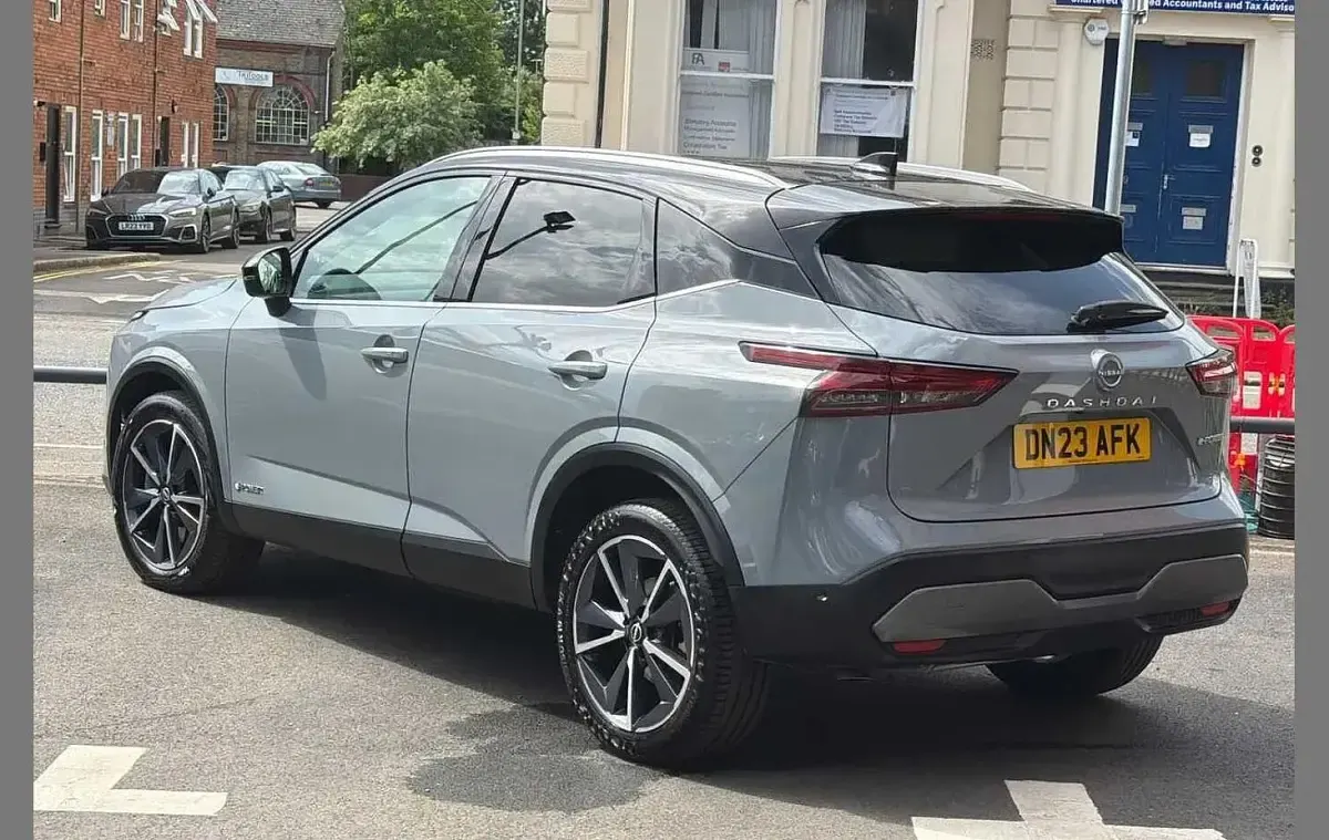 Used Nissan Qashqai Tekna 190 HP (139 kW) 2023 Grey SUV