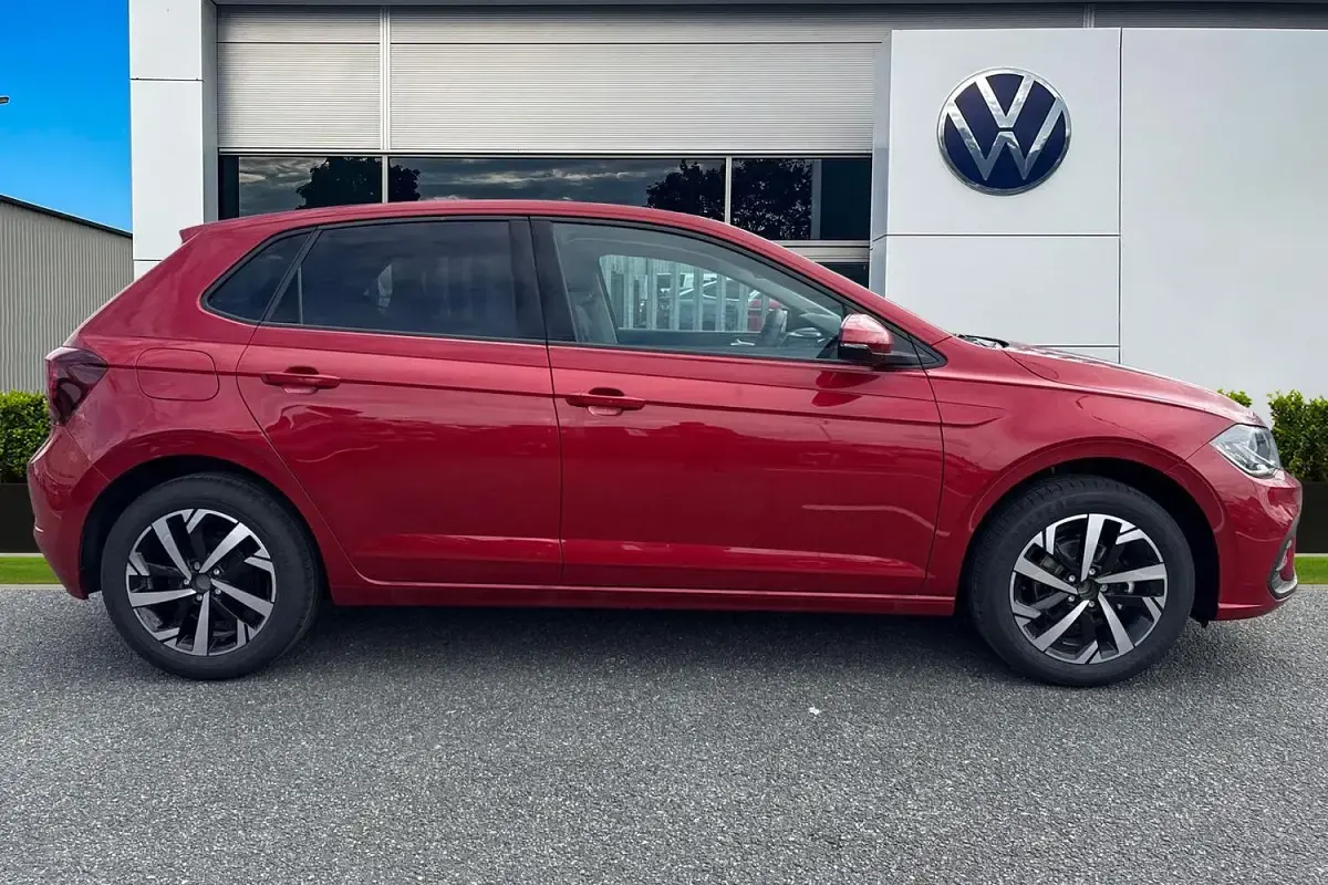 New VW Polo Match 95 HP (69 kW) 2026 Red Hatchback
