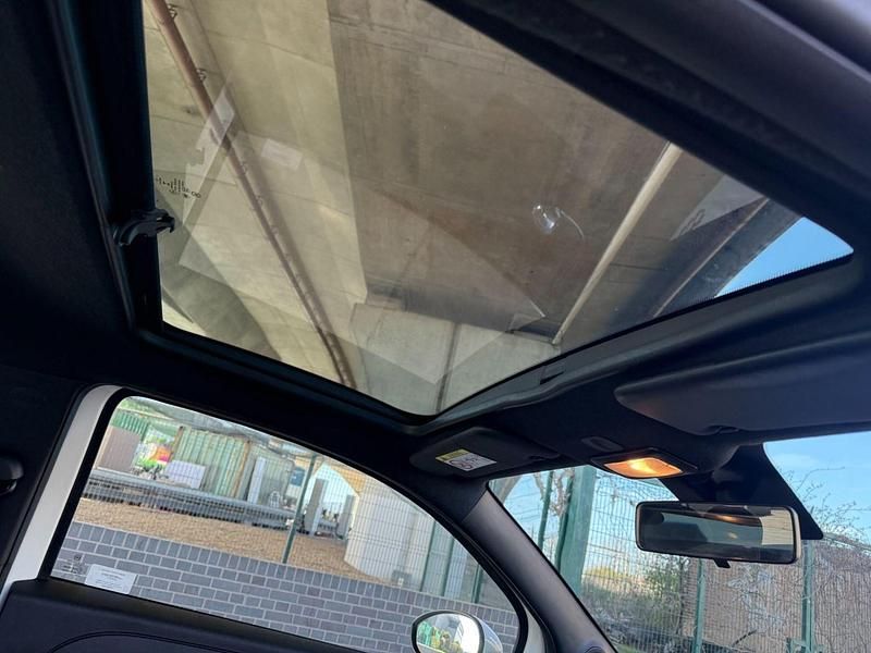 Used Fiat 500 Dolcevita 70 HP (51 kW) 2023 White Hatchback