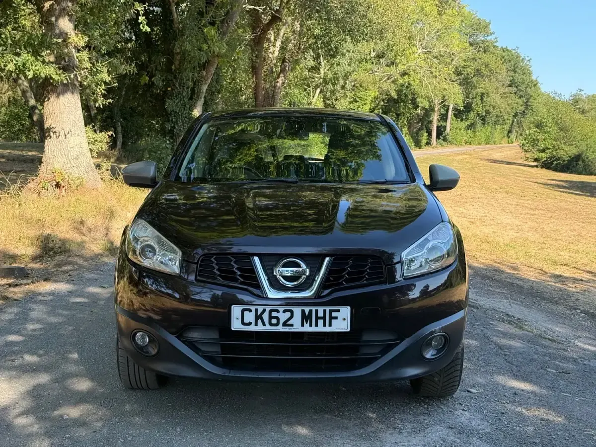 Used Nissan Qashqai Acenta 117 HP (86 kW) 2012 Black SUV