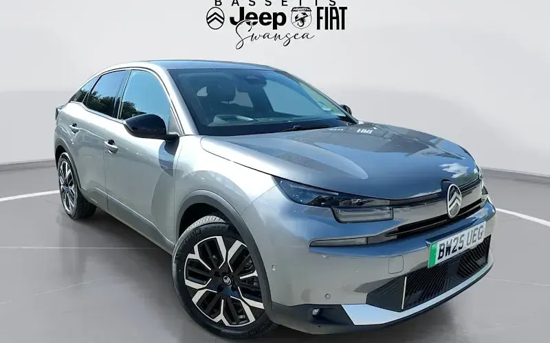 Used Citroën e-C4 114 kW (156 HP) 2025 Hatchback