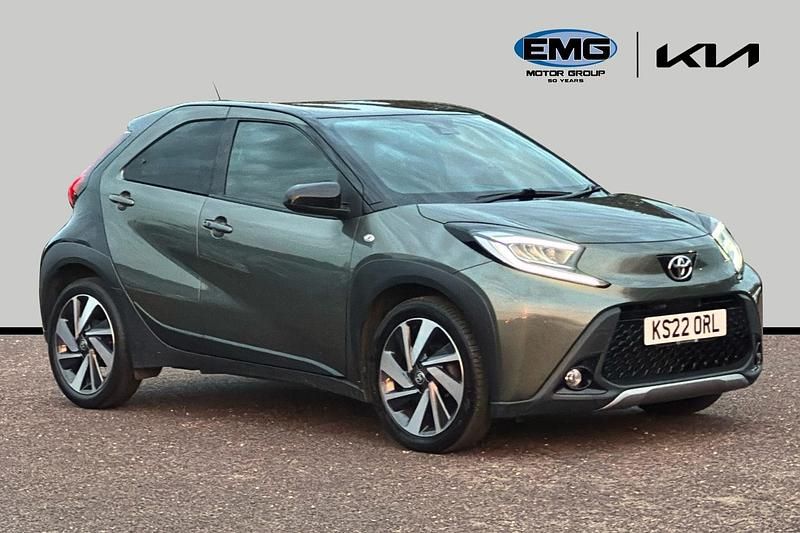 Green Used 2022 Toyota Aygo X SUV | £12,490 - Image 1/3