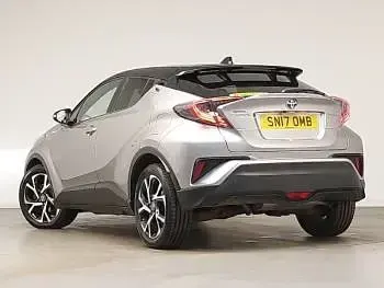 Used Toyota C-HR 122 HP (89 kW) 2017 Silver SUV