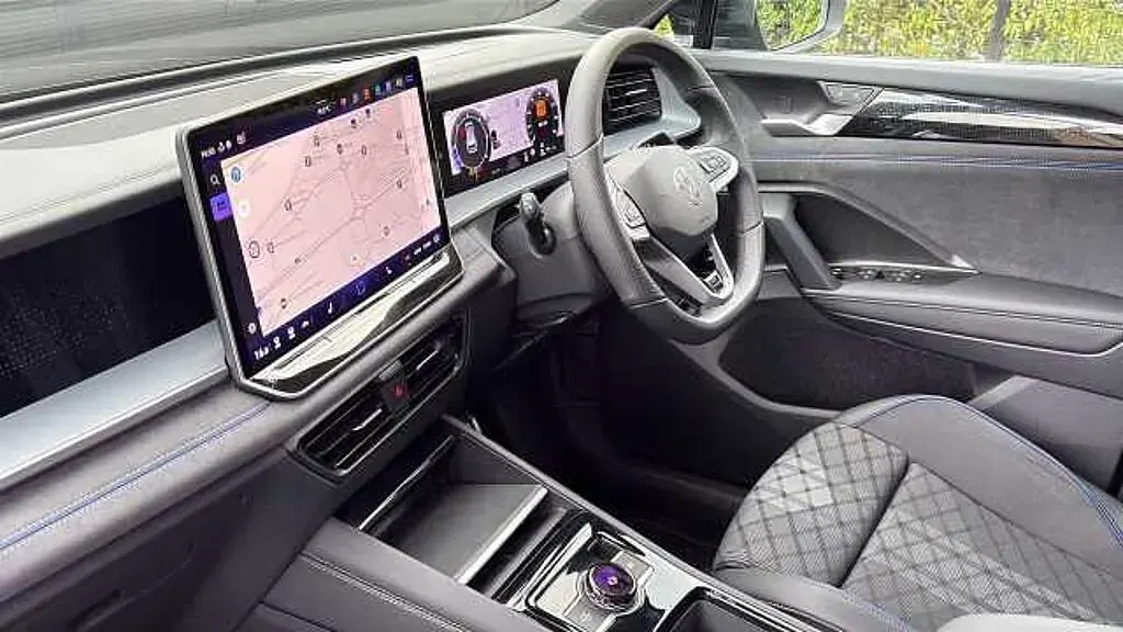 Ny VW Tayron R-line 193 HK (141 kW) 2026 Svart SUV