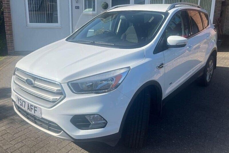 White Used 2017 Ford Kuga Zetec SUV | £9,980 (Fair price) - Image 1/1