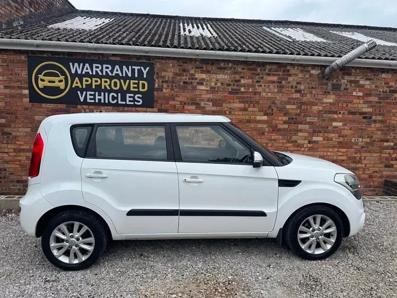 Used Kia Soul 2011 White SUV