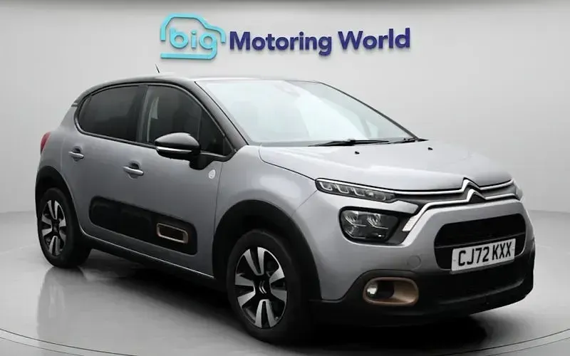 Usado Citroën C3 PureTech 83 HP (61 kW) 2023 Cinzento Citadino