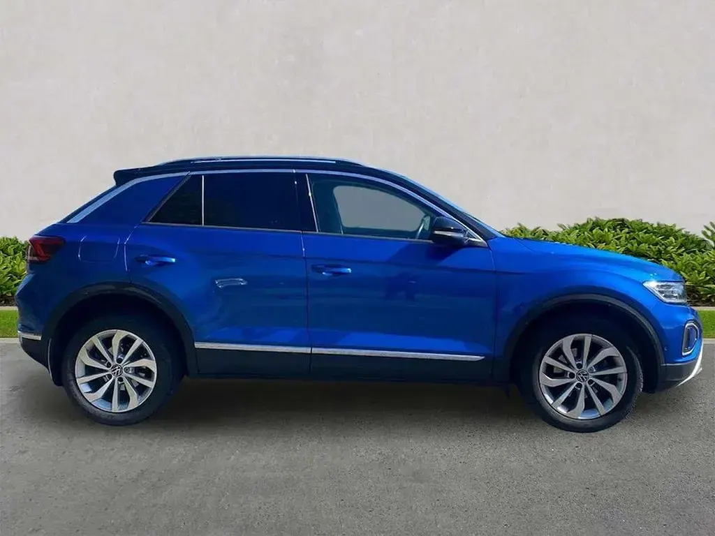 Used VW T-Roc Style 150 HP (110 kW) 2022 Blue SUV