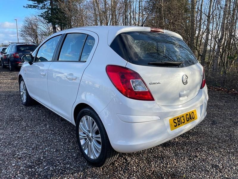 Used Vauxhall Corsa S 2013 White Hatchback