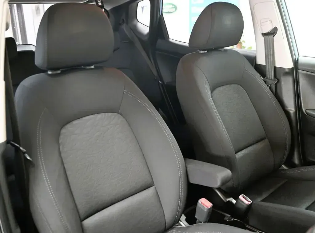 Used Hyundai ix20 Active 90 HP (66 kW) 2013 Blue Hatchback