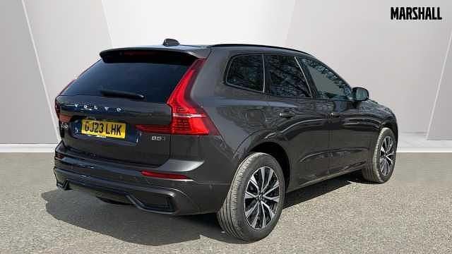 Used Volvo XC60 Plus 250 HP (183 kW) 2023 Grey SUV