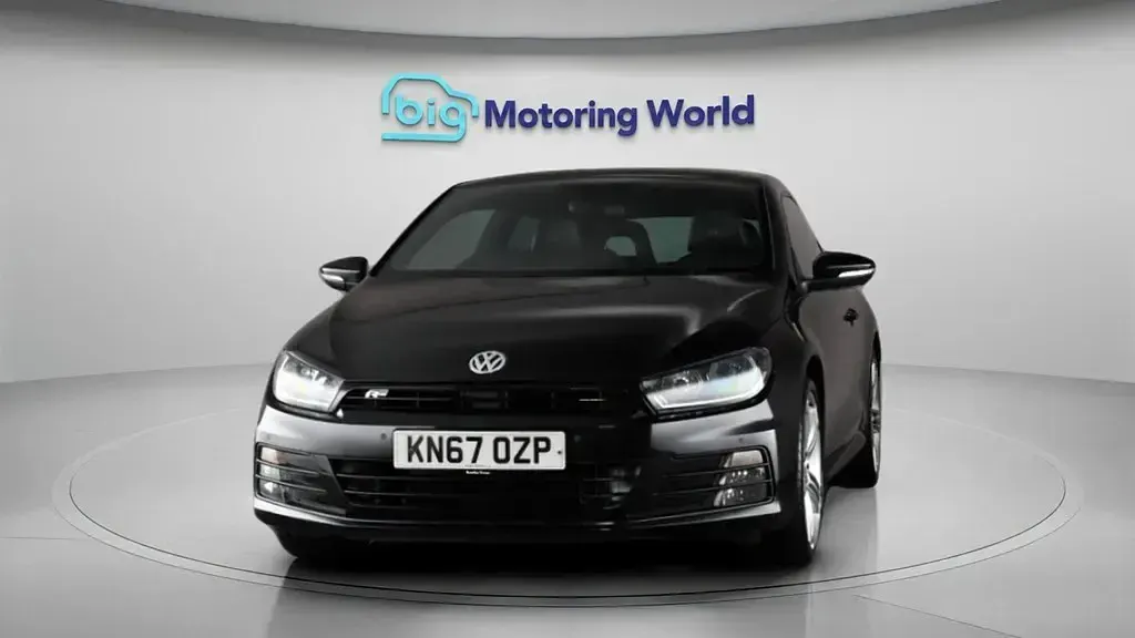 Usado VW Scirocco R-line 180 HP (132 kW) 2017 Preto Coupé