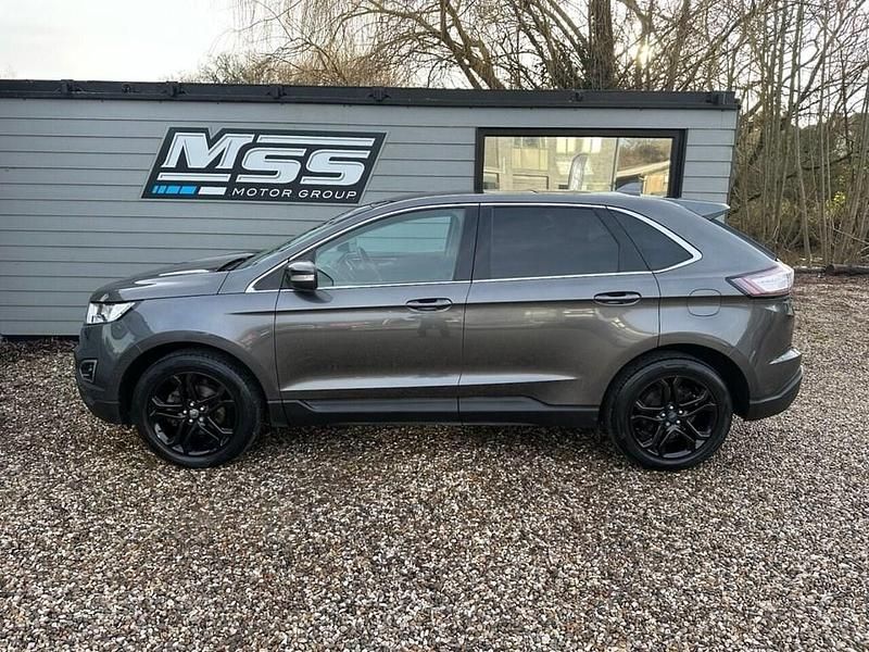 Used Ford Edge Titanium 180 HP (132 kW) 2016 Grey SUV