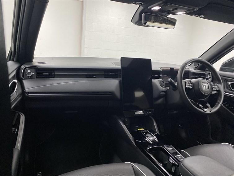 New Honda e Advance 2025 White Hatchback