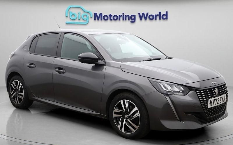 Used Peugeot 208 Active+ 102 HP (75 kW) 2023 Grey Hatchback