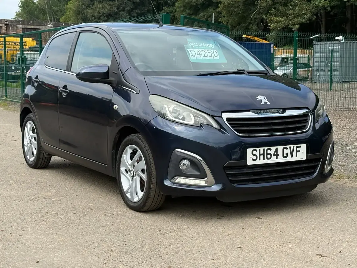 Used Peugeot 108 Allure 82 HP (60 kW) 2014 Blue Hatchback