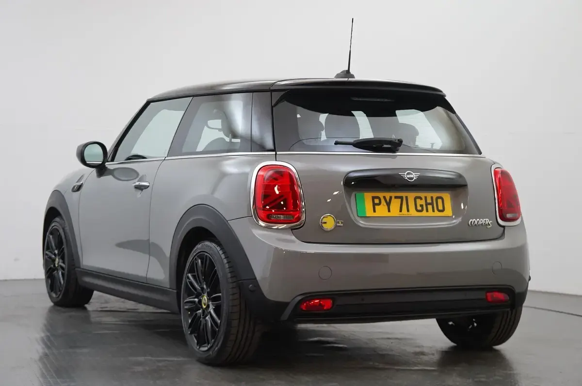 Used Mini Cooper SE Hatch 133 kW (181 HP) 2021 Grey Hatchback