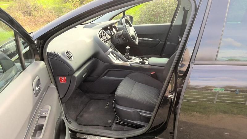 Used Peugeot 3008 2011 Black Estate