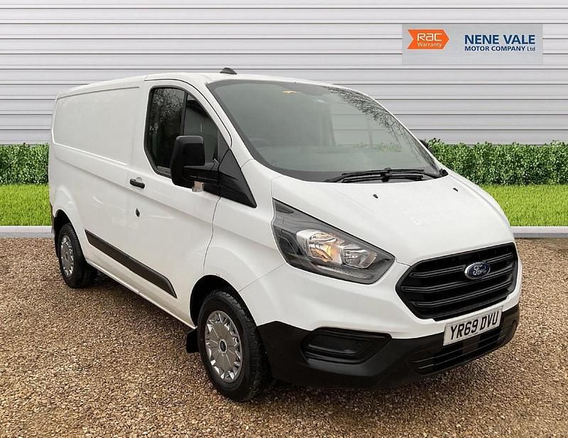 Used Ford Transit Custom S 105 HP (77 kW) 2019 White Van
