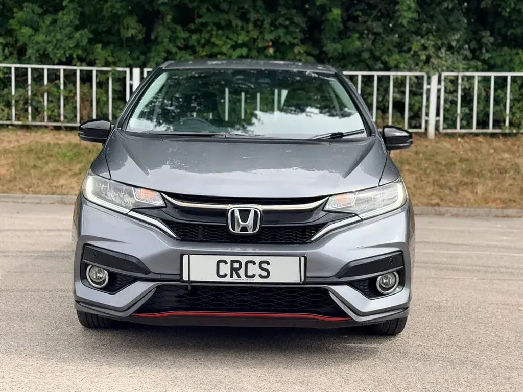 Used Honda Jazz Sport 130 HP (95 kW) 2018 Grey Hatchback