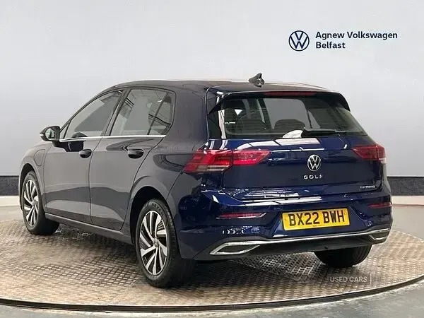 Used VW Golf VIII Style 204 HP (150 kW) 2022 Blue Hatchback